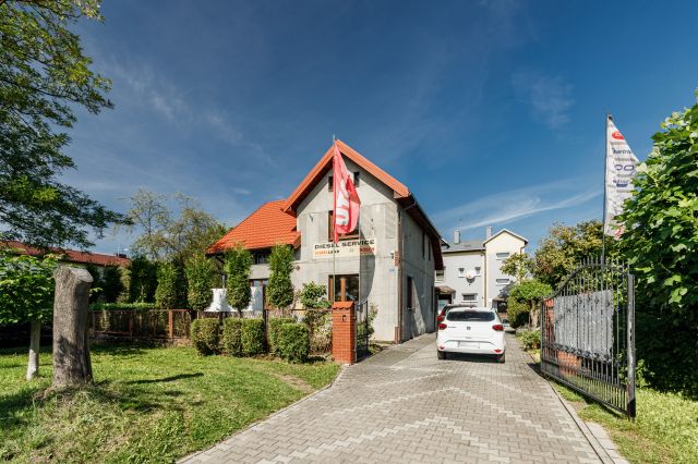 dom wolnostojący, 10 pokoi Pawłowice, ul. Wodzisławska. Zdjęcie 2