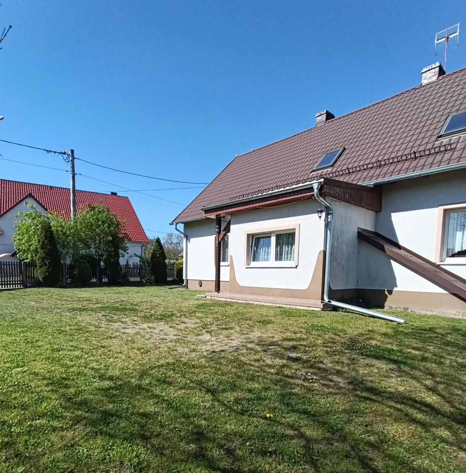 dom wolnostojący, 5 pokoi Bąkowice, ul. Główna. Zdjęcie 3