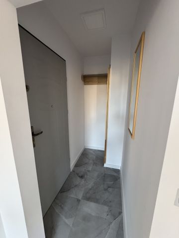 Mieszkanie 3-pokojowe Kłodzko, ul. Ksawerego Dunikowskiego. Zdjęcie 2