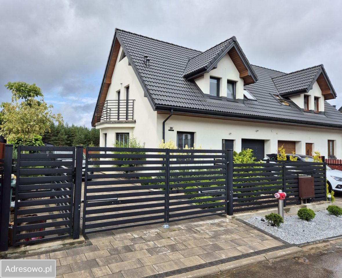 bliźniak, 4 pokoje Nowodworce, ul. Różana
