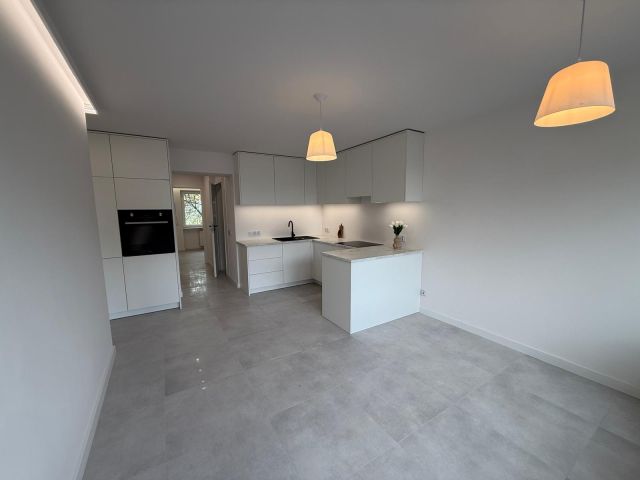 Mieszkanie 3-pokojowe Częstochowa Centrum, al. Aleja Kościuszki. Zdjęcie 15