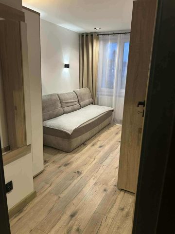 Mieszkanie 3-pokojowe Strzelce Opolskie, rynek Rynek. Zdjęcie 1