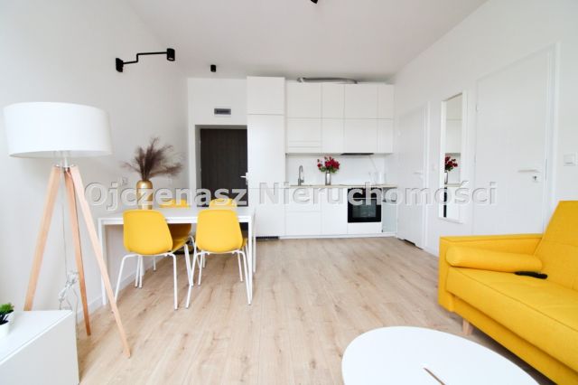 Mieszkanie 2-pokojowe Bydgoszcz Śródmieście, ul. Henryka Sienkiewicza. Zdjęcie 3