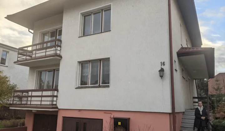 dom wolnostojący, 8 pokoi Bolesławiec, ul. Saperska