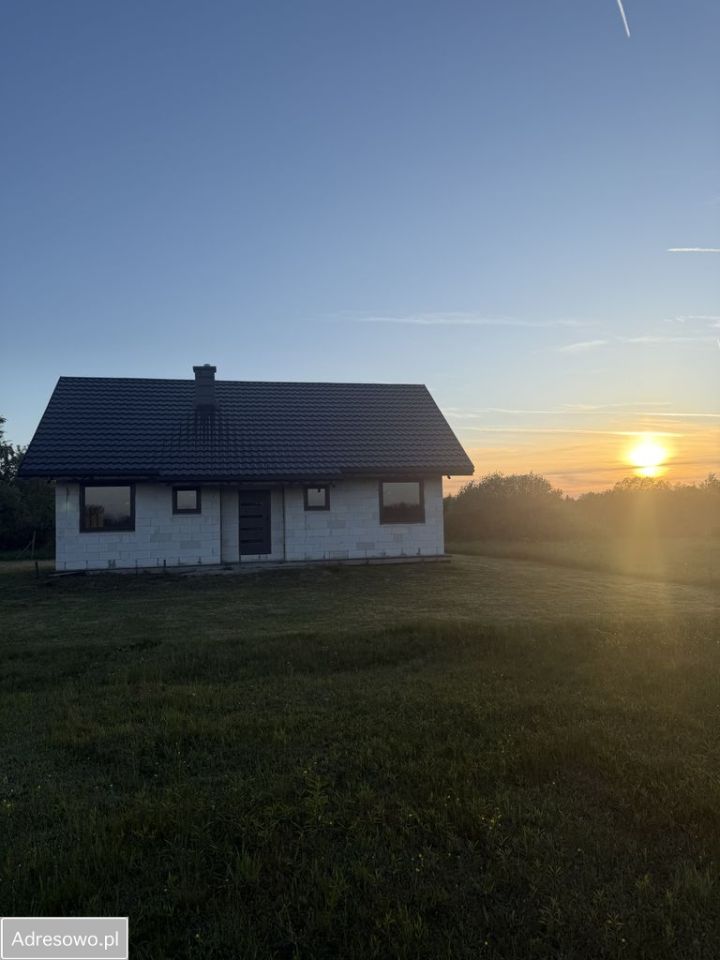 dom wolnostojący, 3 pokoje Wólka. Zdjęcie 2