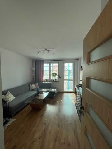 Mieszkanie 3-pokojowe Nowogród Bobrzański, ul. 9 Maja. Zdjęcie 1