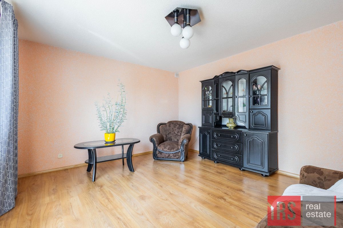 dom wolnostojący, 4 pokoje Laski. Zdjęcie 11