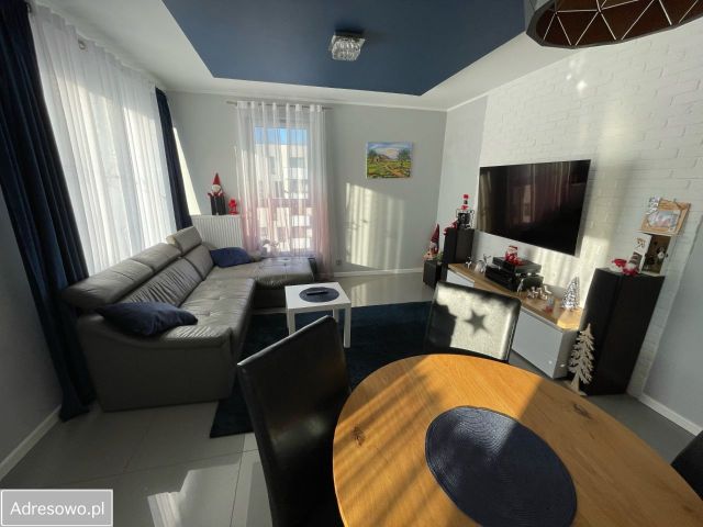 Mieszkanie 3-pokojowe Tychy, ul. Żorska. Zdjęcie 1