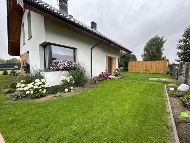 dom wolnostojący, 4 pokoje Kicko, ul. Łąkowa. Zdjęcie 1