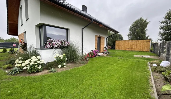 dom wolnostojący, 4 pokoje Kicko, ul. Łąkowa