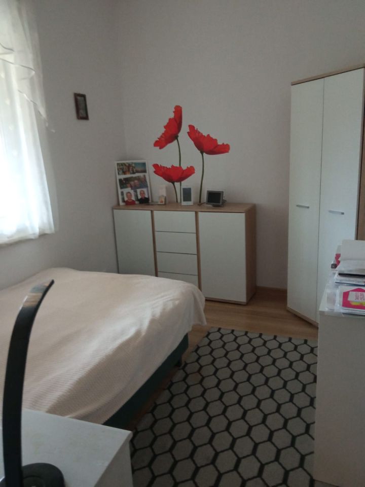 dom wolnostojący, 4 pokoje Łazy. Zdjęcie 8