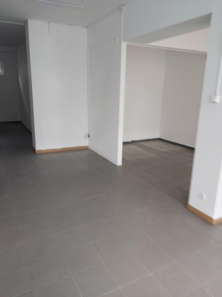 Lokal Szczecin Śródmieście, al. Bohaterów Warszawy. Zdjęcie 2