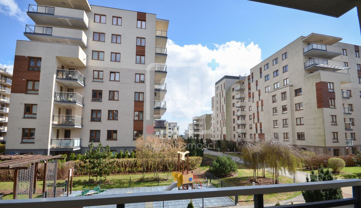 Mieszkanie 3-pokojowe Warszawa, ul. Aleksandra Prystora. Zdjęcie 1