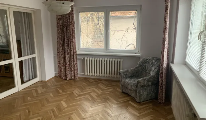 dom wolnostojący, 5 pokoi Wrocław Leśnica, ul. Władysława Skoczylasa