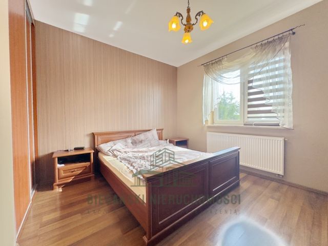 dom wolnostojący, 5 pokoi Łuszczów Drugi. Zdjęcie 9