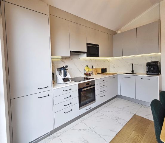 Mieszkanie 3-pokojowe Warszawa Zacisze, ul. Teofila Piecyka. Zdjęcie 1