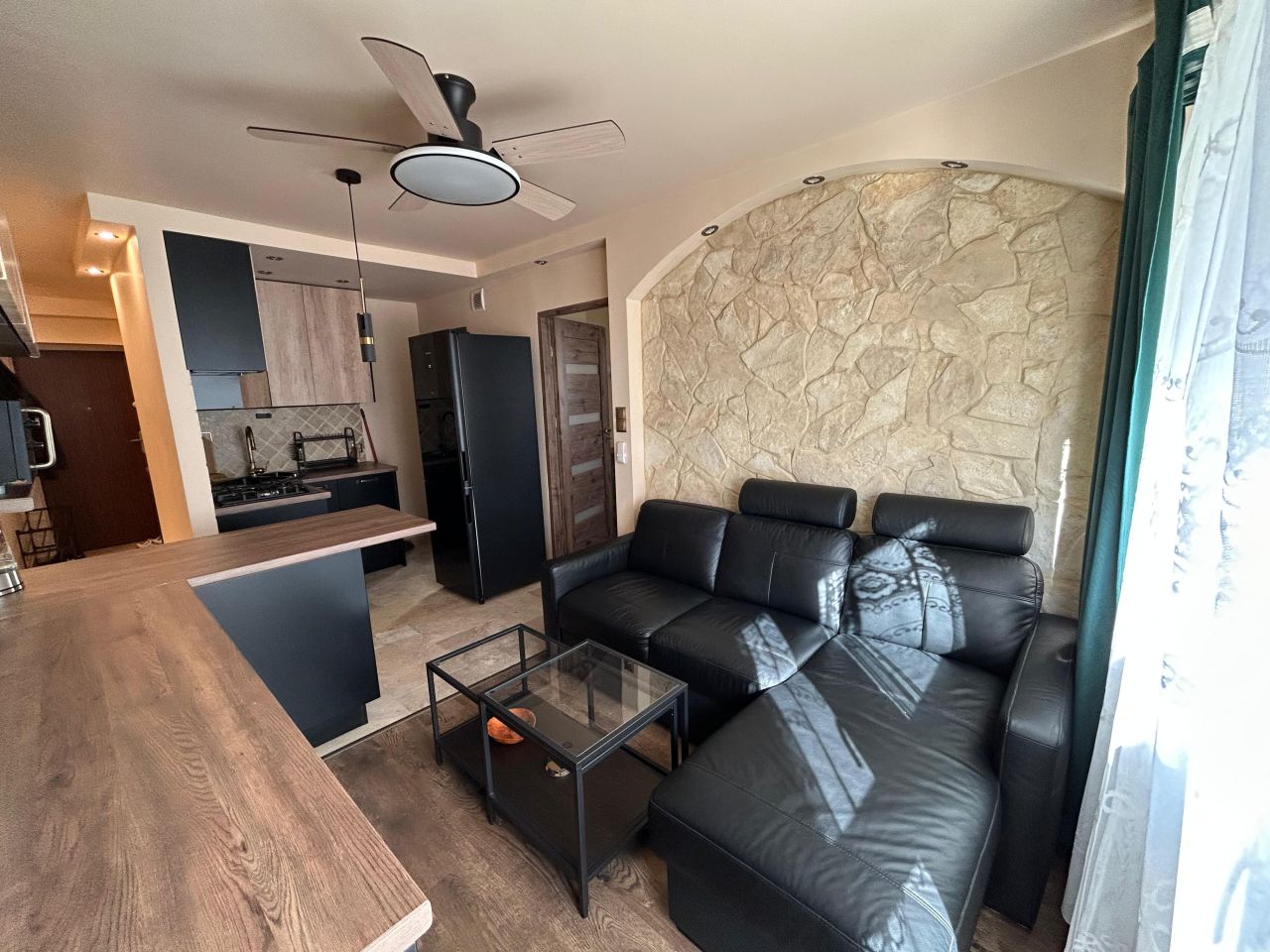 Mieszkanie 3-pokojowe Katowice Śródmieście, ul. Stanisława Rochowiaka. Zdjęcie 1