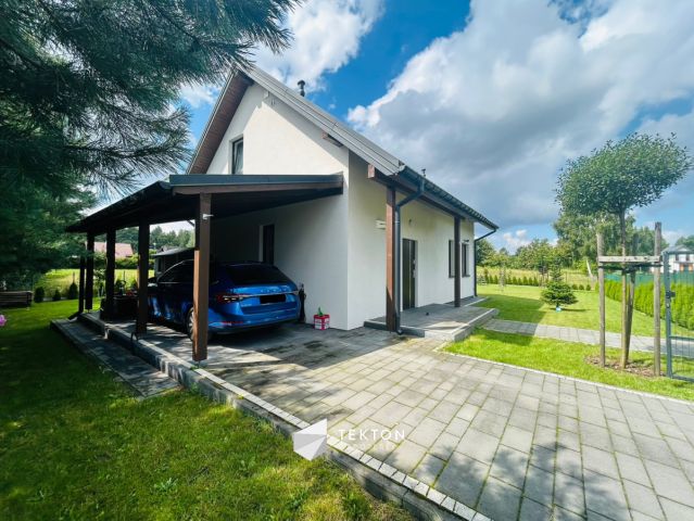 dom wolnostojący, 5 pokoi Winiec. Zdjęcie 2