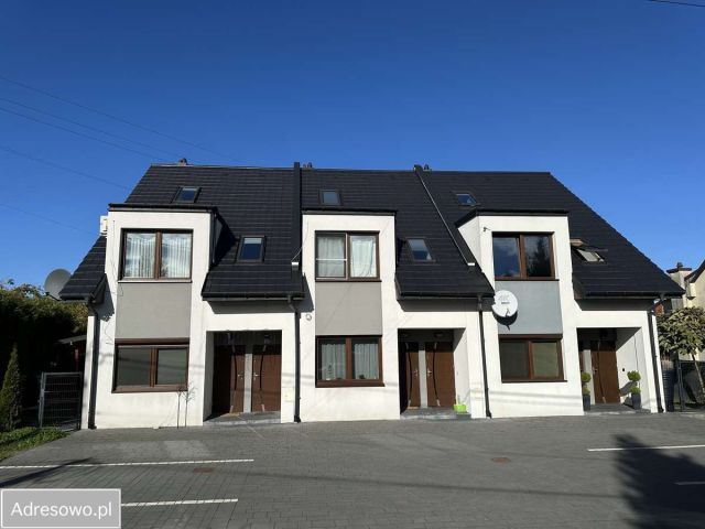 Mieszkanie 4-pokojowe Śledziejowice. Zdjęcie 1