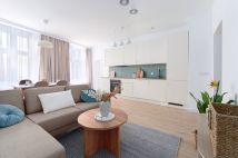 Mieszkanie 3-pokojowe Bytom Śródmieście, ul. marsz. Józefa Piłsudskiego. Zdjęcie 2