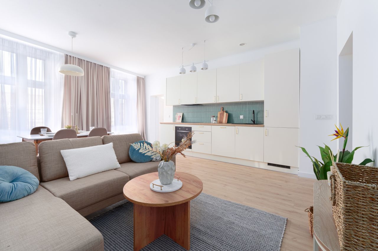 Mieszkanie 3-pokojowe Bytom Śródmieście, ul. marsz. Józefa Piłsudskiego. Zdjęcie 3