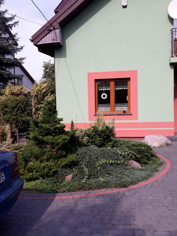 dom wolnostojący, 7 pokoi Zielonka, ul. Kujawska. Zdjęcie 1