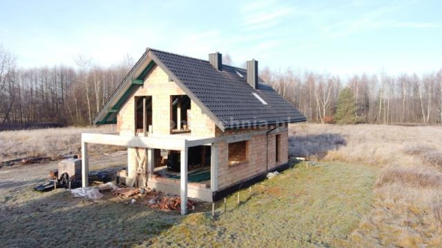 dom wolnostojący, 6 pokoi Bucze. Zdjęcie 11