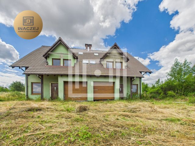 dom wolnostojący, 12 pokoi Borzęcin, ul. Kukułcza. Zdjęcie 1