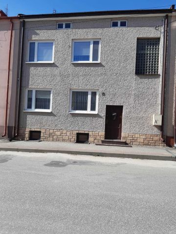 dom szeregowy Pacanów. Zdjęcie 1