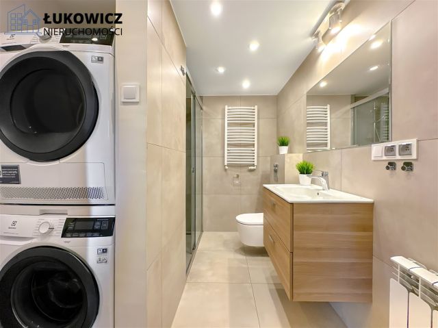 dom wolnostojący, 9 pokoi Kaniów. Zdjęcie 7
