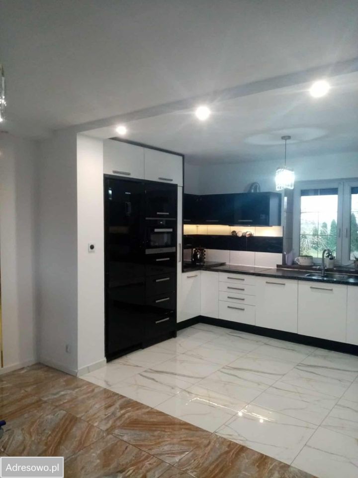 dom wolnostojący, 4 pokoje Strzyżki. Zdjęcie 16