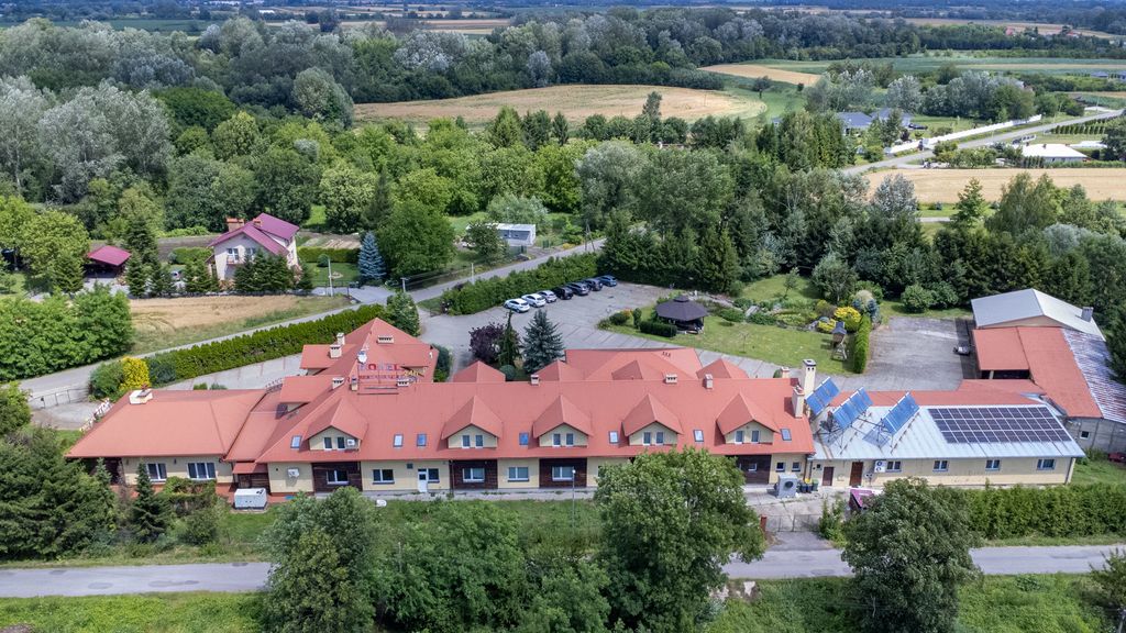 Hotel/pensjonat Tuczempy. Zdjęcie 3