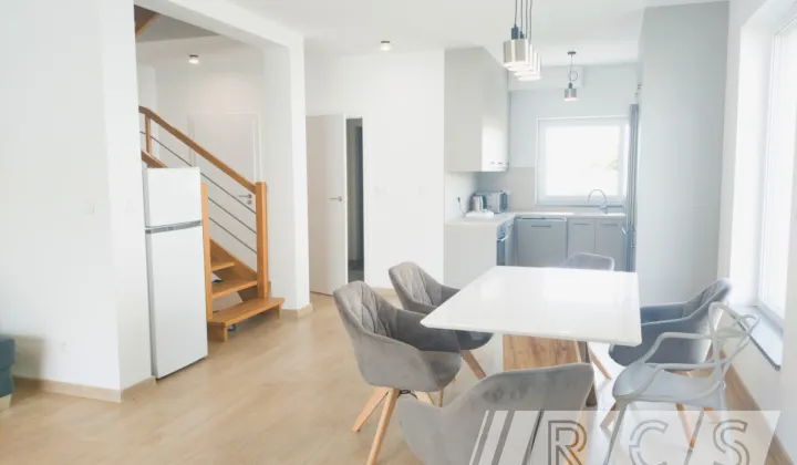 bliźniak, 5 pokoi Gądów