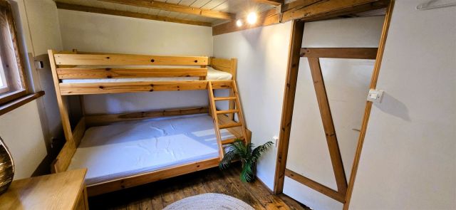 dom wolnostojący, 5 pokoi Przesieka. Zdjęcie 13