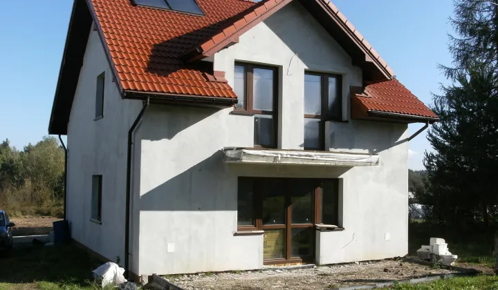 dom wolnostojący, 5 pokoi Pierzchnianka