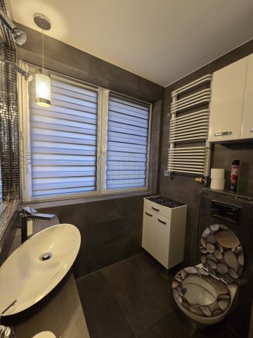 bliźniak, 6 pokoi Żyrardów. Zdjęcie 23