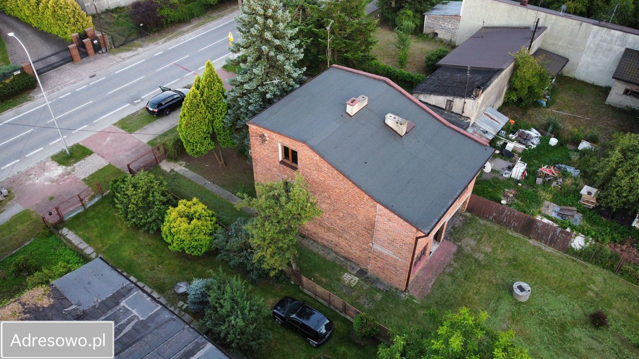 dom wolnostojący, 5 pokoi Radomsko, ul. Sucharskiego. Zdjęcie 3