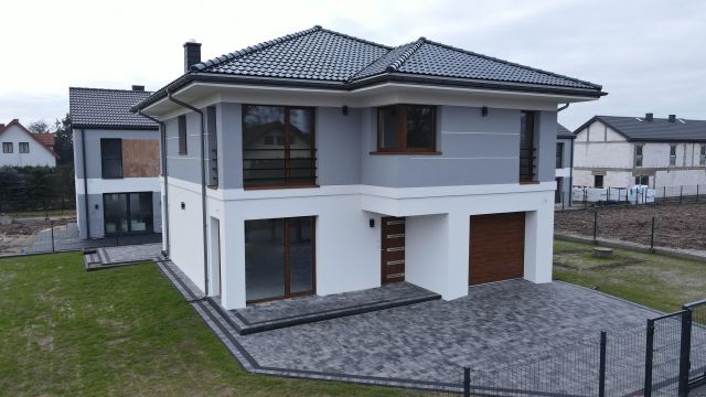 dom wolnostojący, 5 pokoi Radawczyk Drugi. Zdjęcie 1