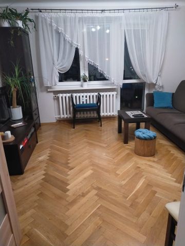 Mieszkanie 4-pokojowe Kalisz Centrum, ul. Zacisze. Zdjęcie 1