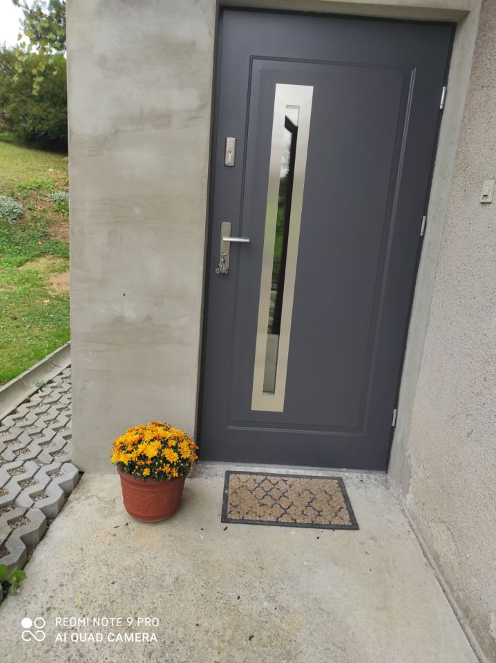 dom wolnostojący, 3 pokoje Gromnik, ul. Młodości. Zdjęcie 8