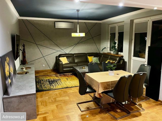 Mieszkanie 3-pokojowe Warszawa Kabaty, ul. Relaksowa. Zdjęcie 1