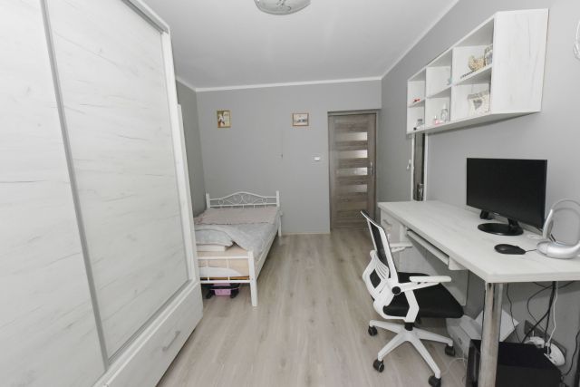 Mieszkanie 3-pokojowe Głogów Małopolski, ul. Fabryczna. Zdjęcie 21