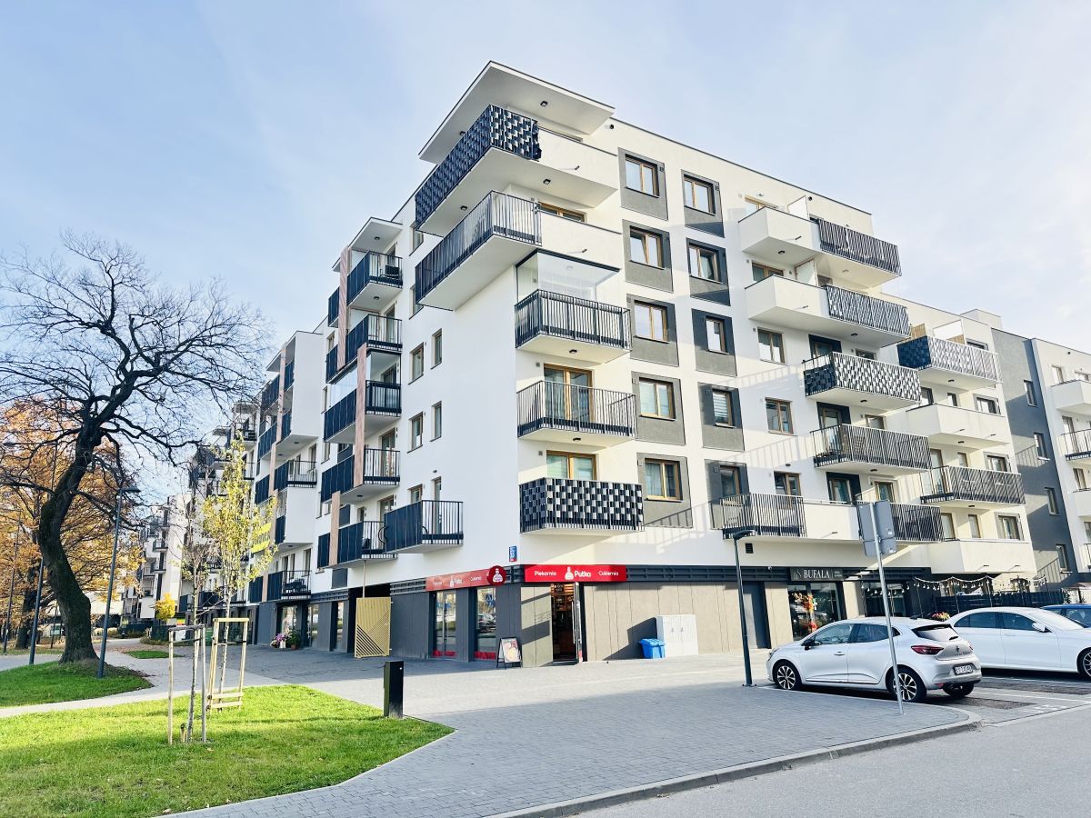 Mieszkanie 4-pokojowe Warszawa Włochy, ul. Łopuszańska. Zdjęcie 2