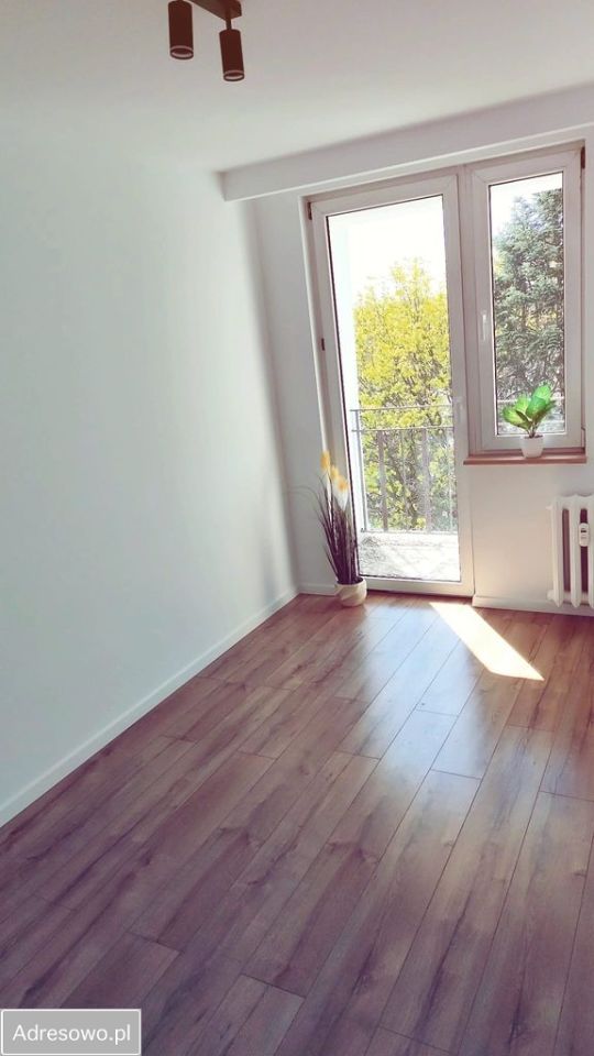 Mieszkanie 2-pokojowe Kielce KSM, ul. Mieczysława Karłowicza. Zdjęcie 1