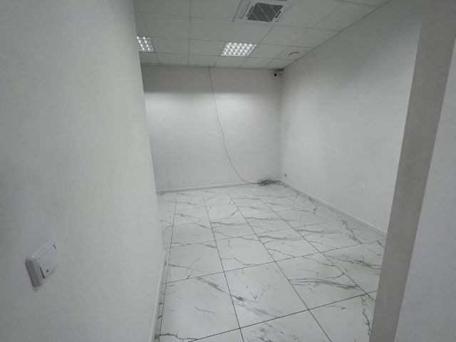 Lokal Wrocław Swojczyce, ul. Krzysztofa Kolumba. Zdjęcie 5