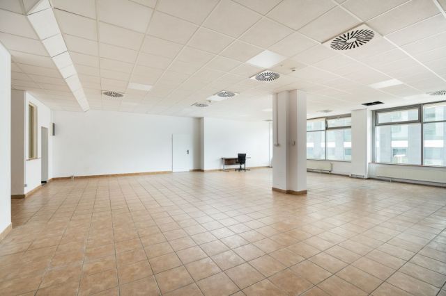 Lokal Warszawa Praga-Południe, al. Stanów Zjednoczonych. Zdjęcie 1