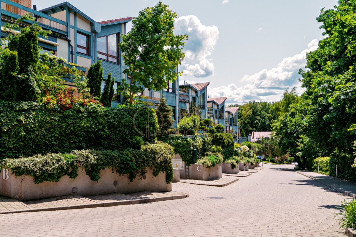 Mieszkanie 4-pokojowe Gdynia, ul. Wzgórze Bernadowo. Zdjęcie 3