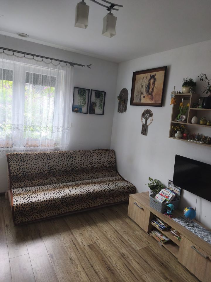 dom szeregowy, 3 pokoje Kamienna, ul. Główna. Zdjęcie 3