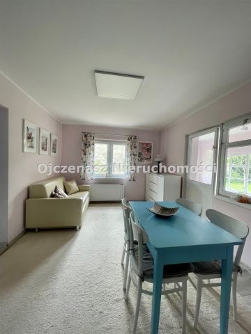 dom wolnostojący, 2 pokoje Niemcz. Zdjęcie 3