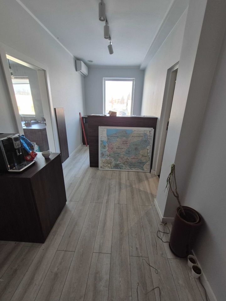 Biuro Gdańsk Orunia, ul. Trakt św. Wojciecha. Zdjęcie 3